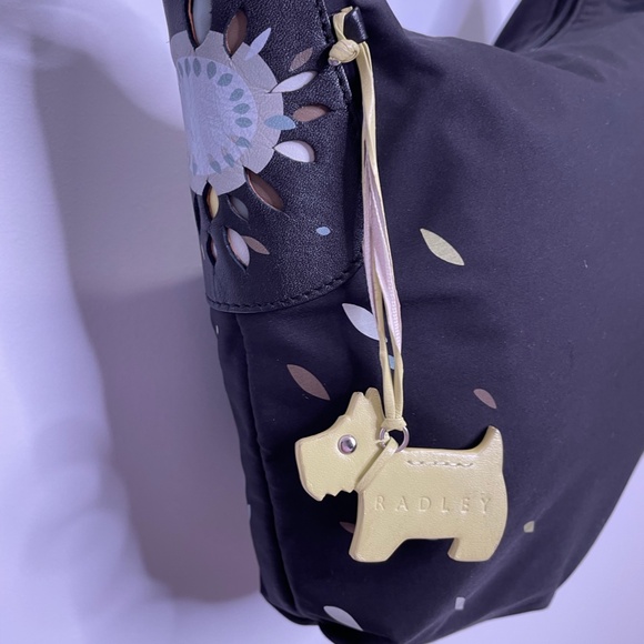 Radley London black nylon crossbody yellow terrier tag abstract print - Picture 3 of 7